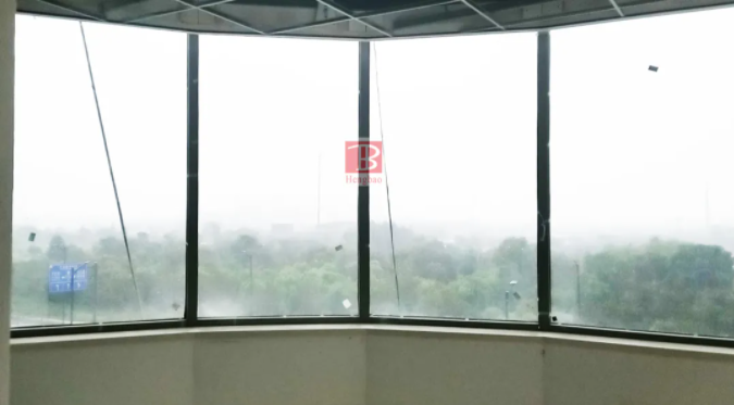 使用隔斷防火玻璃時要注意什么？